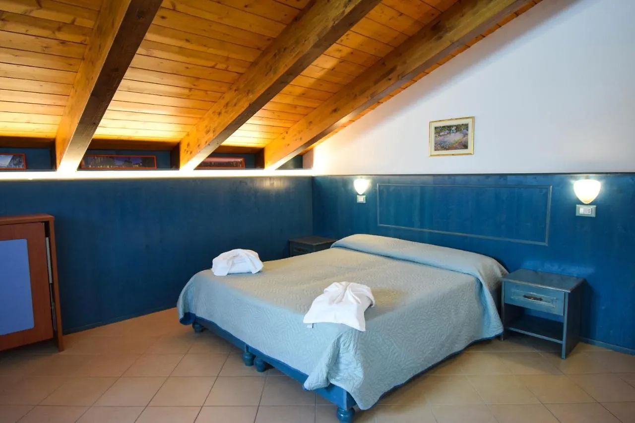 Hotel La Plage Cattolica 3*,  Италия